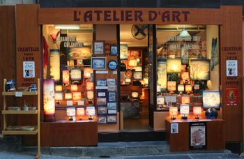 Le magasin de luminaires à Briançon dans les Hautes Alpes